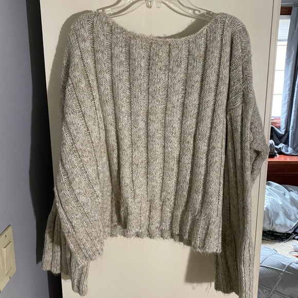 Oversized crop sweater - Picture 1 of 3